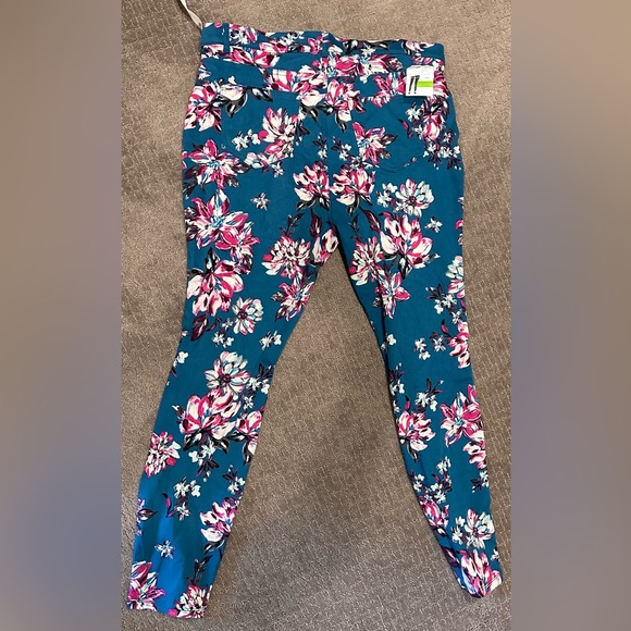 Time and Tru Women's High Rise Jeggings Sz XXL - Picture 3 of 8